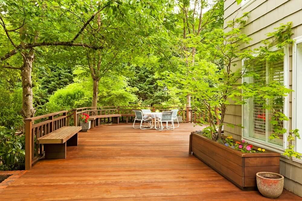 Step-by-Step Guide to Treating Your Decking Properly