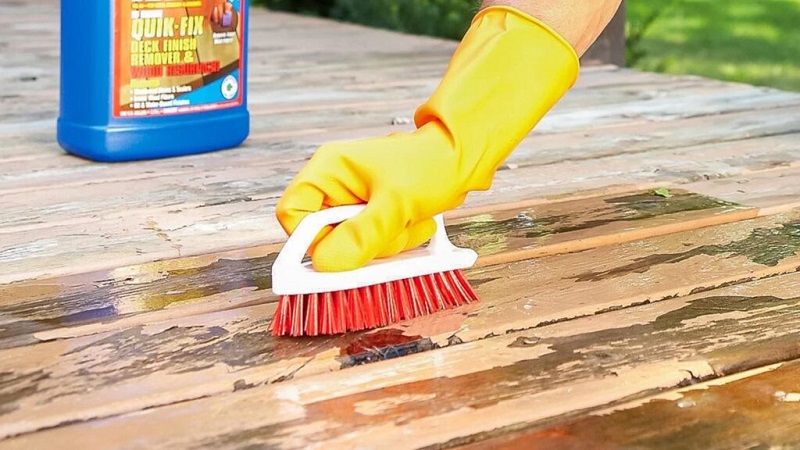 Why It’s Important to Remove Deck Paint