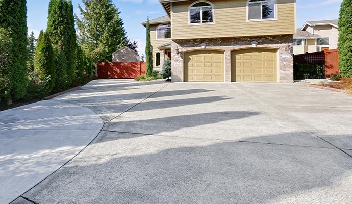 Main methods of concrete driveway cleaning