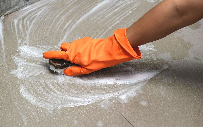Methods for removing oil stains from your driveway