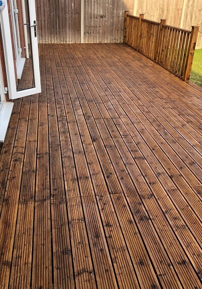 Decking cleaning case 02 before bristol