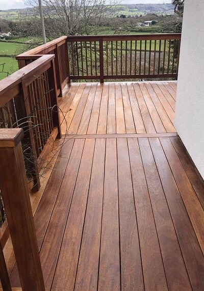 Decking cleaning case 03 before bristol