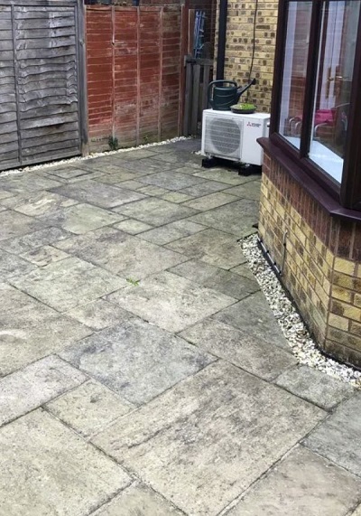 Patio cleaning case 02 before (Bristol)