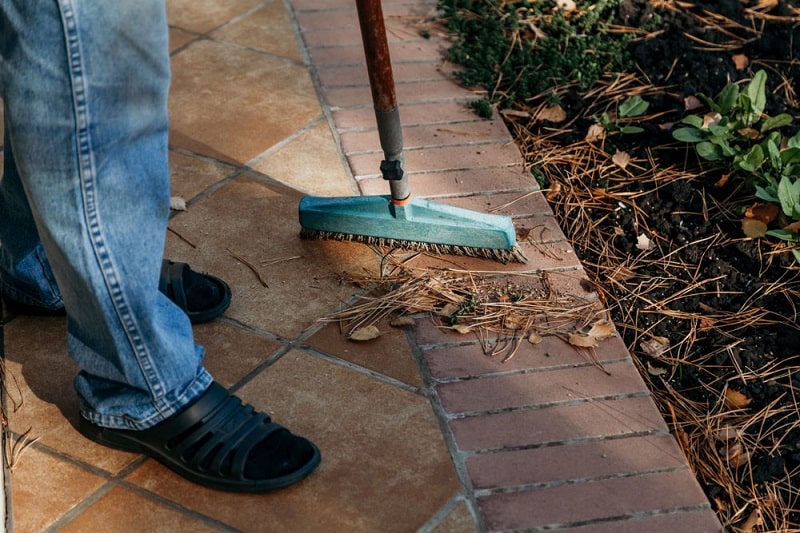 How to keep your patio clean longer (maintenance that actually works)