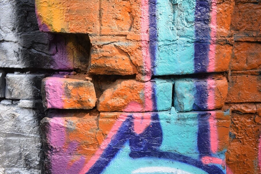 How to Remove Graffiti from a Brick Wall