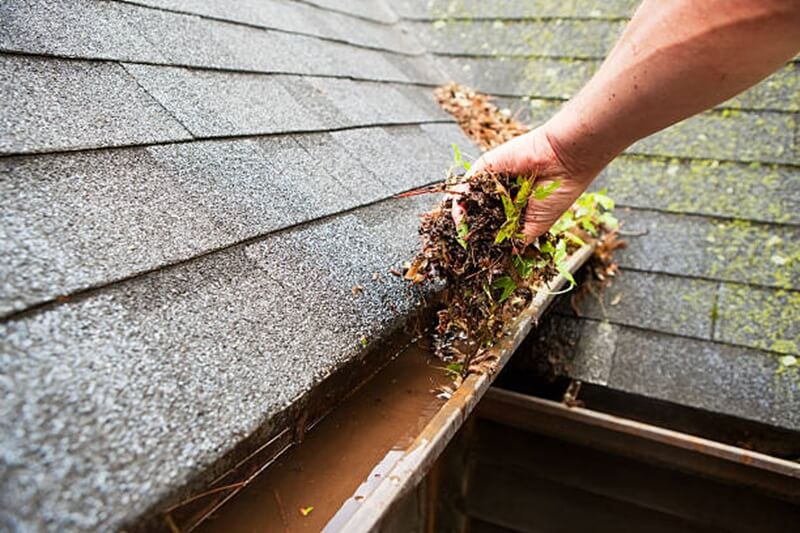 Is DIY gutter cleaning always the best option
