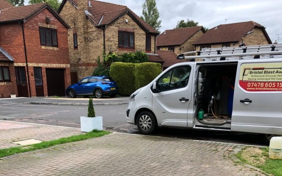 Need help removing moss from your roof safely