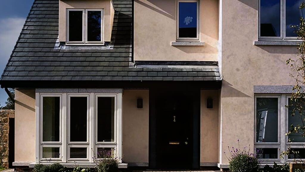 Different ways to clean rendered walls