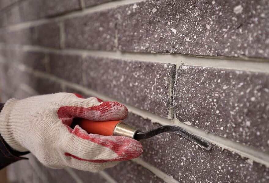 How much does render removal cost in the UK